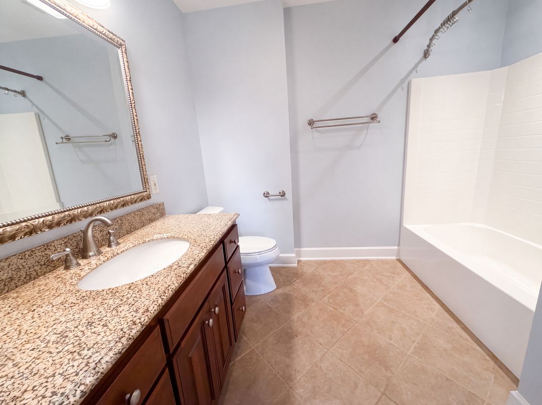 Photo 13 of 23 of 608 Estes Rd, Nashville, TN