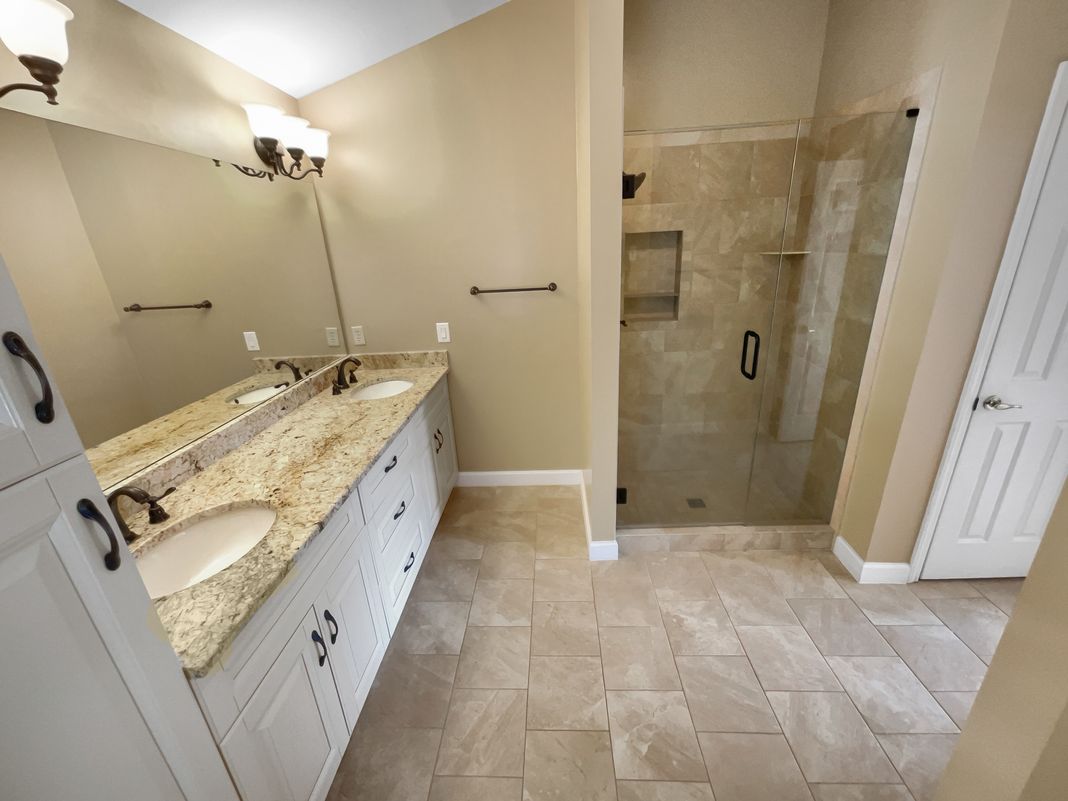 Photo 41 of 68 of 1370 Providence Dr, Lawrenceville, GA