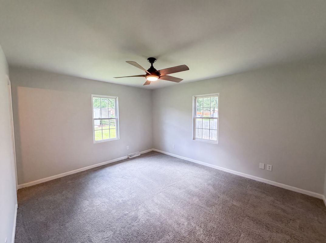 Photo 7 of 22 of 642 Lancer Ct NW, Concord, NC