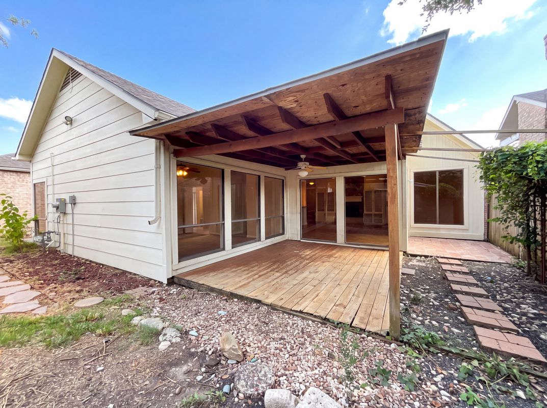 Photo 16 of 17 of 12910 Ashford Chase Dr, Houston, TX