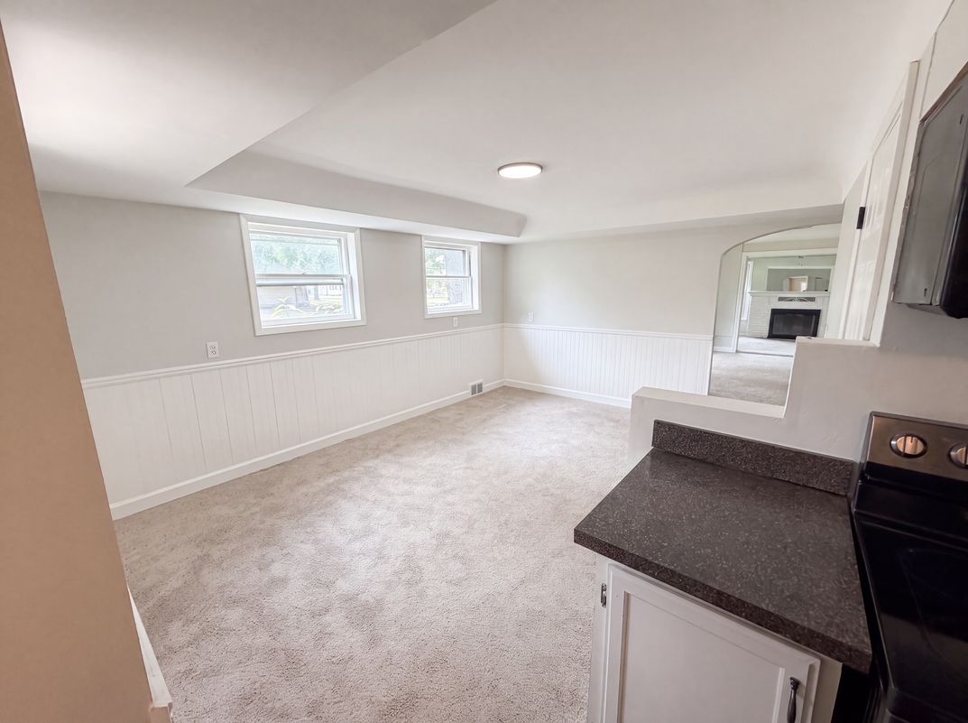 Photo 14 of 22 of 30406 Everett St, Southfield, MI