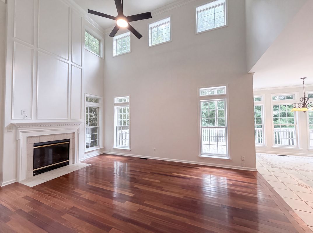 Photo 5 of 19 of 153 Montrose Dr, Mooresville, NC