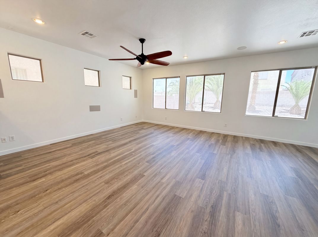 Photo 12 of 52 of 1812 John Bevy Ct, North Las Vegas, NV