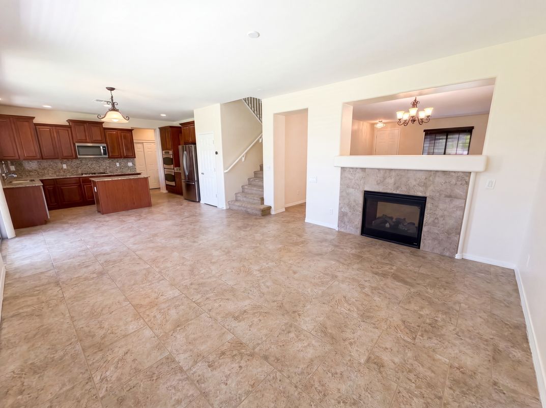 Photo 10 of 39 of 5227 W Bent Tree Dr, Phoenix, AZ