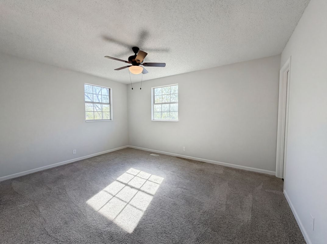 Photo 4 of 21 of 5148 Roxborough Dr, Hermitage, TN