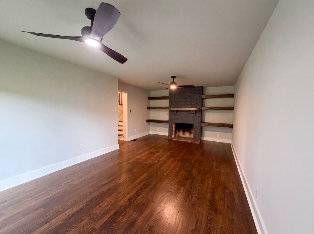 Photo 11 of 36 of 6112 Pinehurst Dr, Nashville, TN