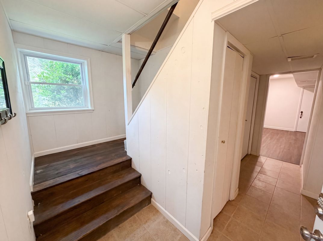 Photo 9 of 21 of 509 Spring Park Dr, Canton, GA