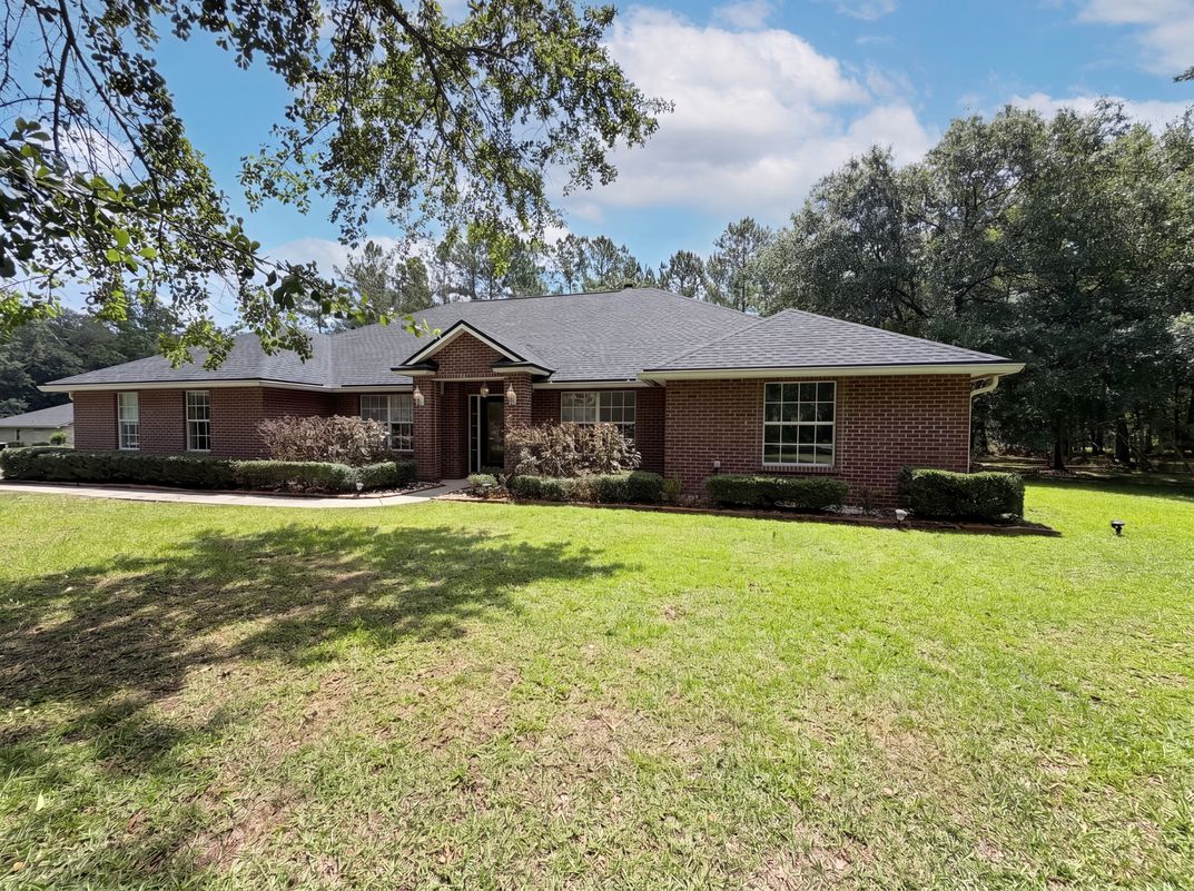 Property photo 1 of 2775 Ravines Rd