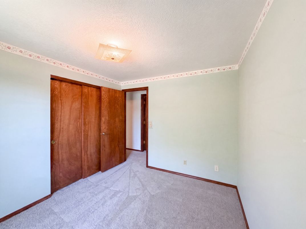 Photo 4 of 23 of 12685 SW Percheron Ln, Beaverton, OR