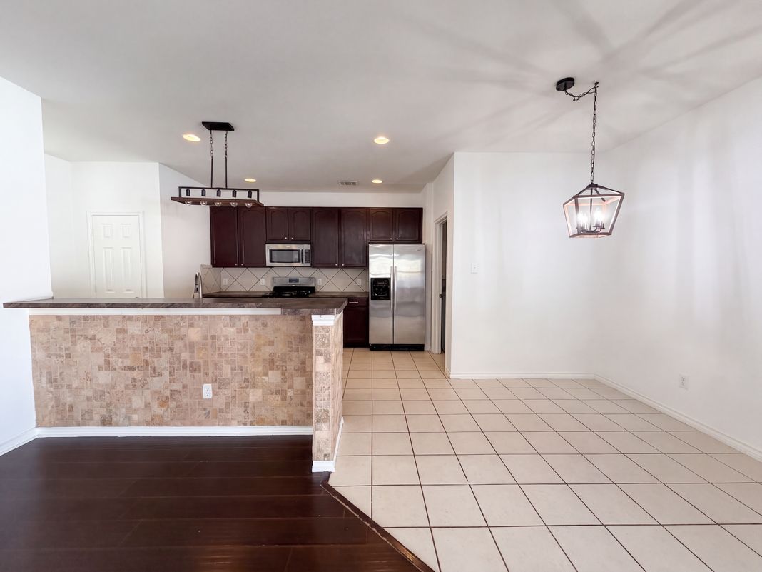 Photo 5 of 20 of 1232 Spanish Moss Dr, Savannah, TX