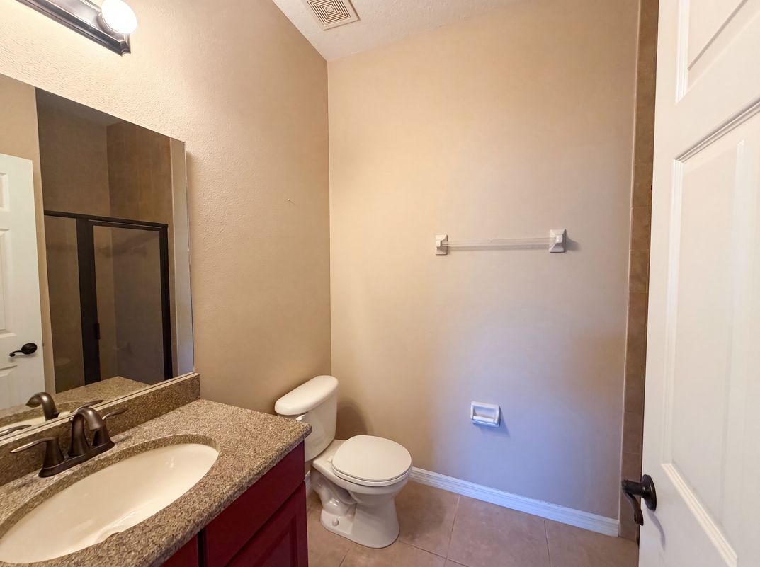Photo 14 of 27 of 5605 Windsong Oak Dr, Leesburg, FL