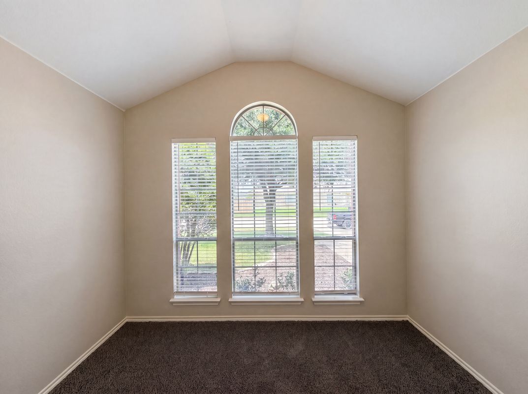 Photo 8 of 20 of 1205 Kachina Ln, Haslet, TX