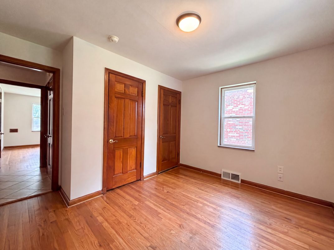 Photo 10 of 24 of 5363 Reber Pl, Saint Louis, MO