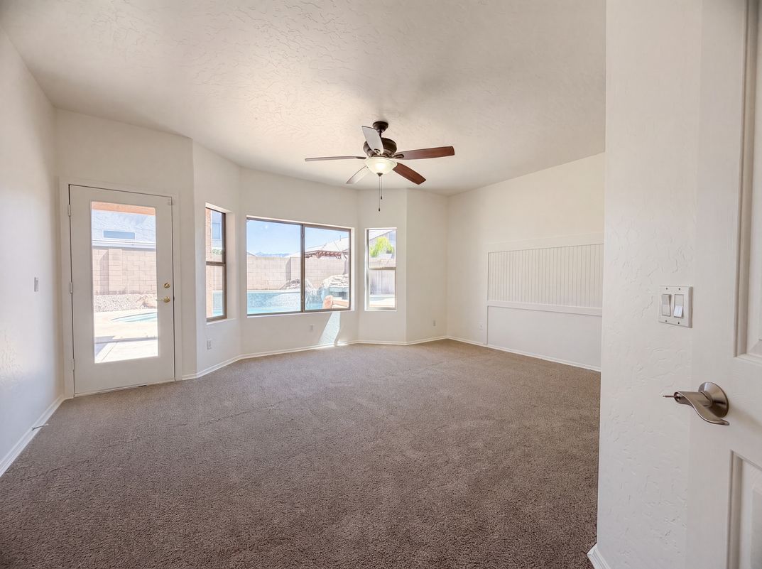 Photo 7 of 21 of 11422 E Dartmouth St, Mesa, AZ