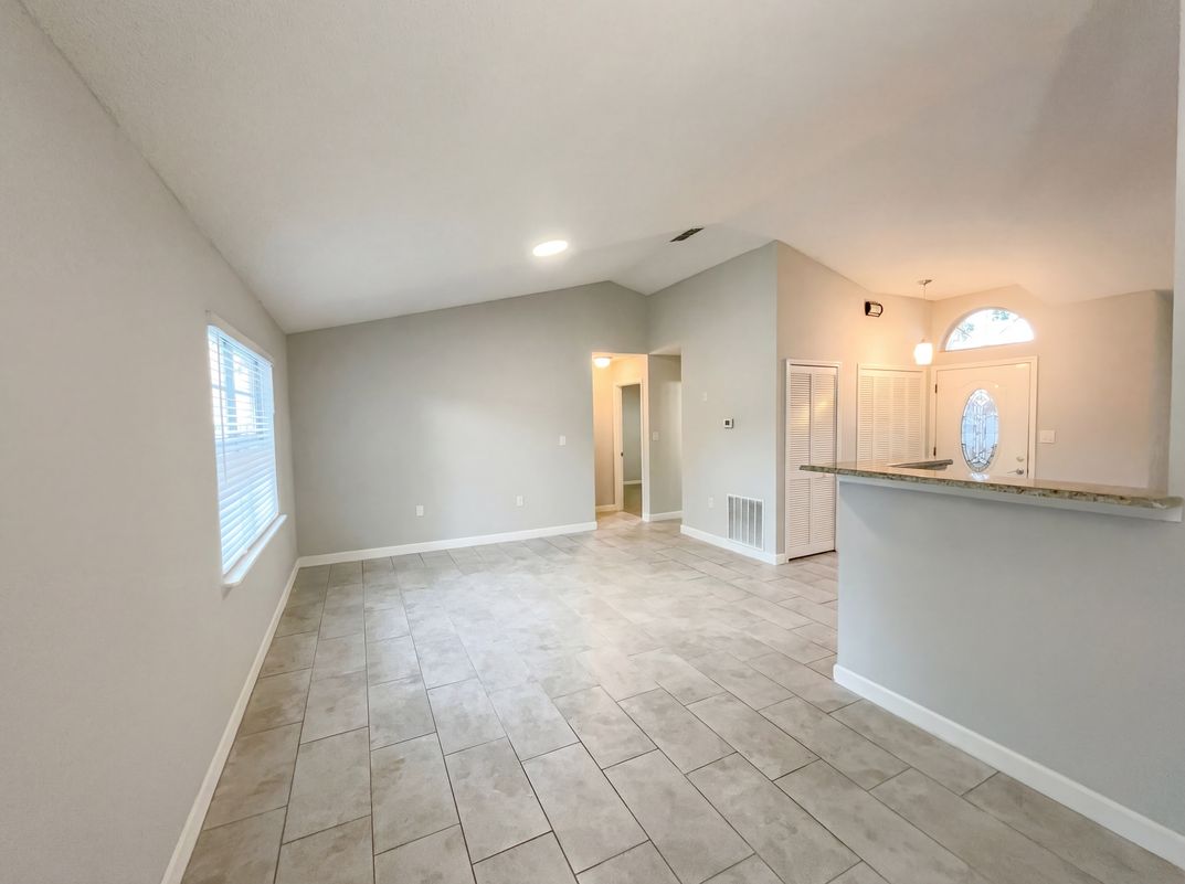 Property photo 3 of 6712 Lumberjack Ln