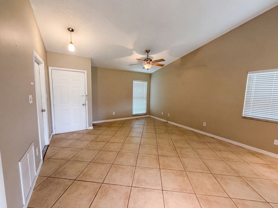 Photo 8 of 18 of 1393 San Diego Ct, Winter Springs, FL