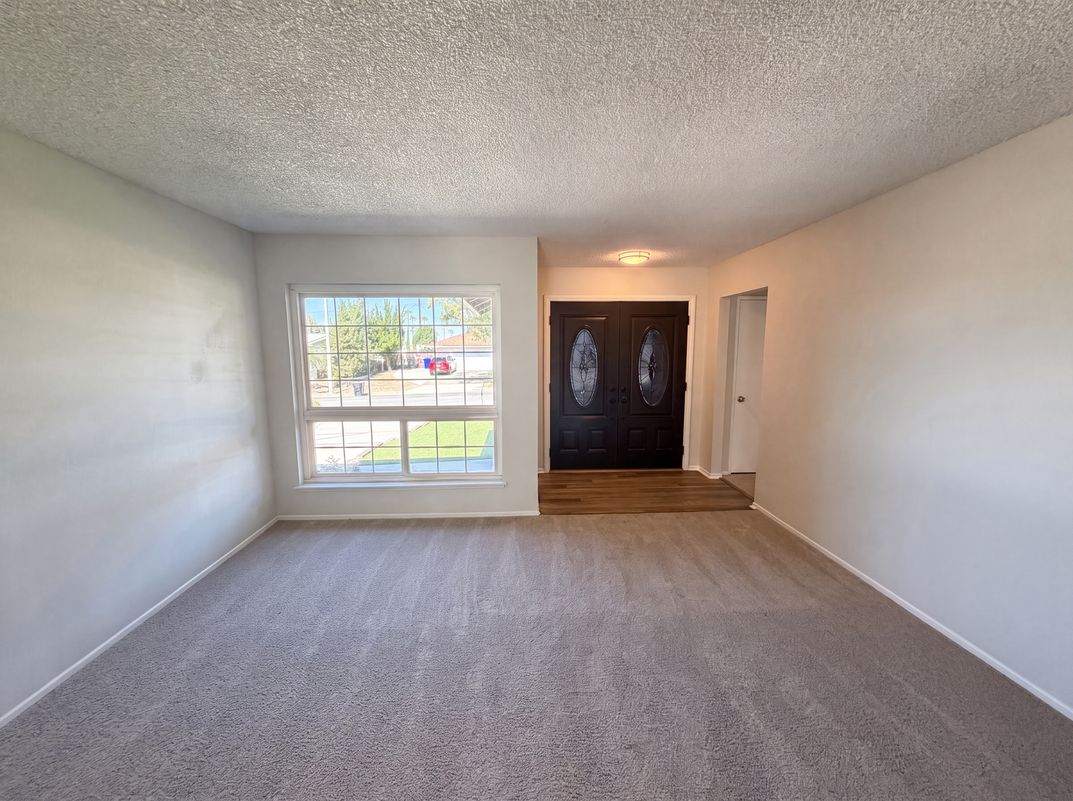 Photo 9 of 26 of 648 Brentwood Ave, Upland, CA