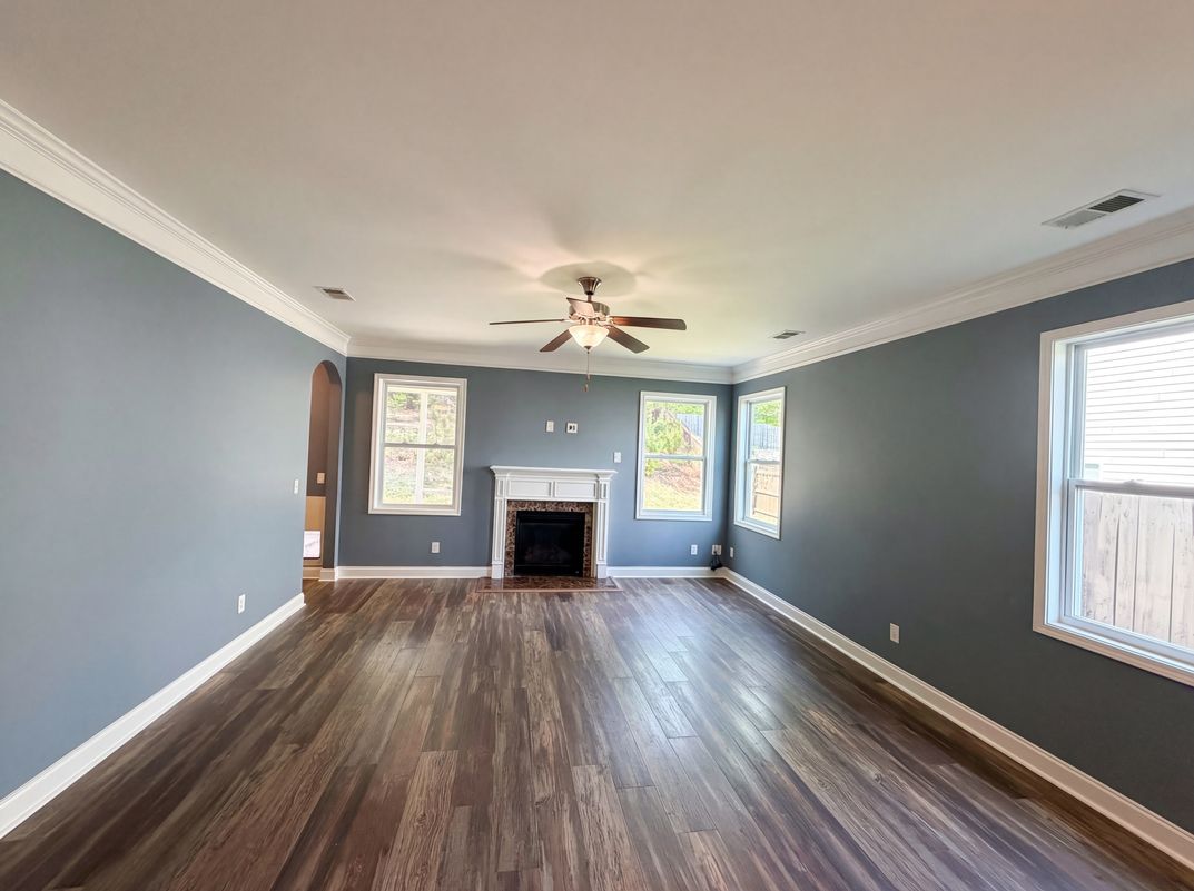 Property photo 3 of 403 Eagle Claw Ct