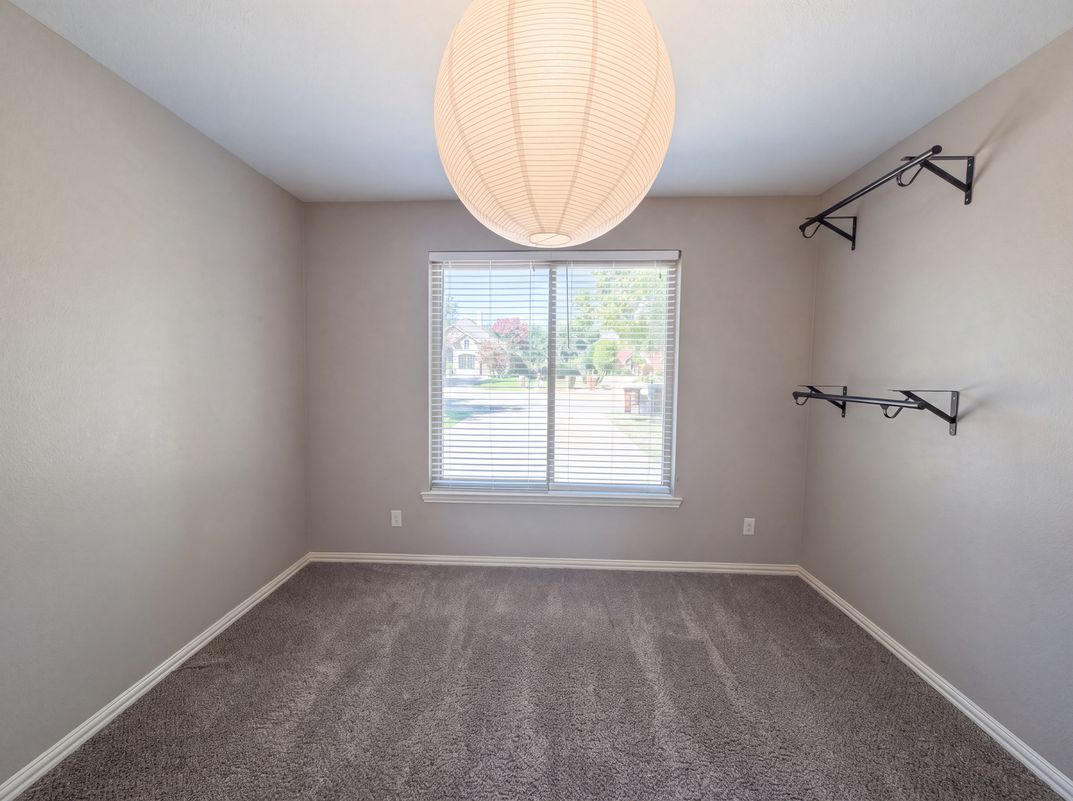 Photo 8 of 24 of 2404 Royal Birkdale Dr, Plano, TX