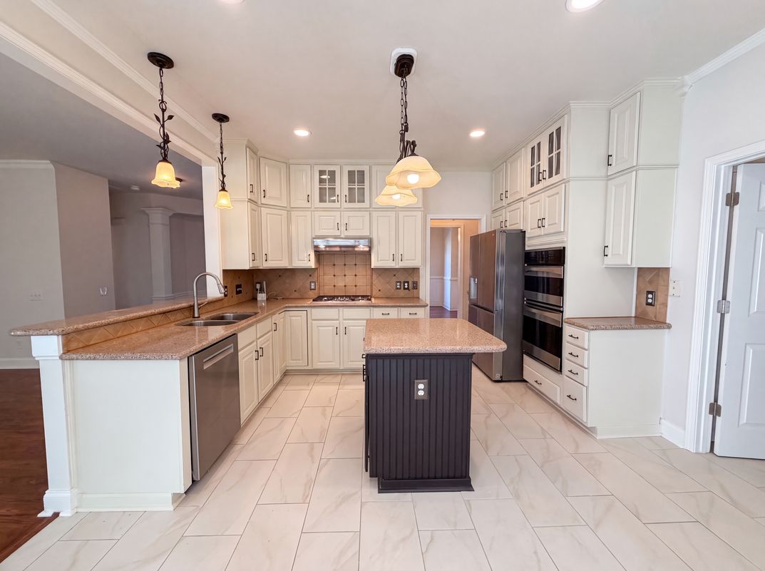 Photo 2 of 17 of 110 Lyman Oak Ct, Fort Mill, SC