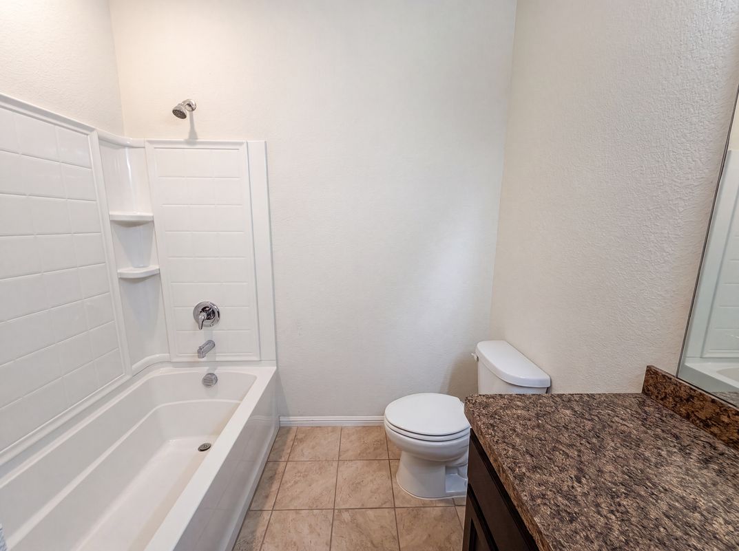 Photo 14 of 20 of 6337 Pontoon St, Fort Worth, TX