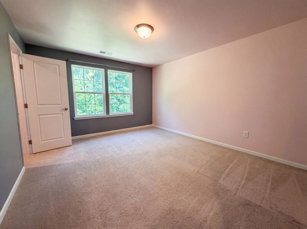 Photo 12 of 27 of 1563 Callahan Rd, Fort Mill, SC