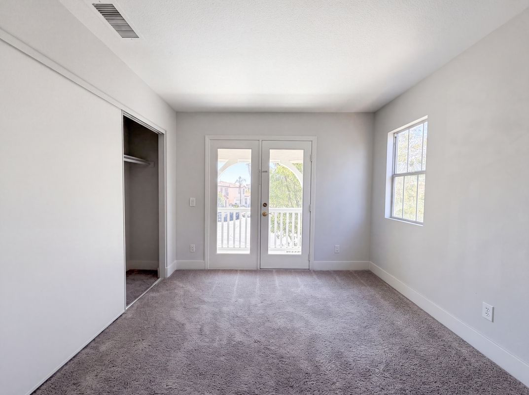 Photo 14 of 25 of 27920 Periwinkle Ln, Valencia, CA