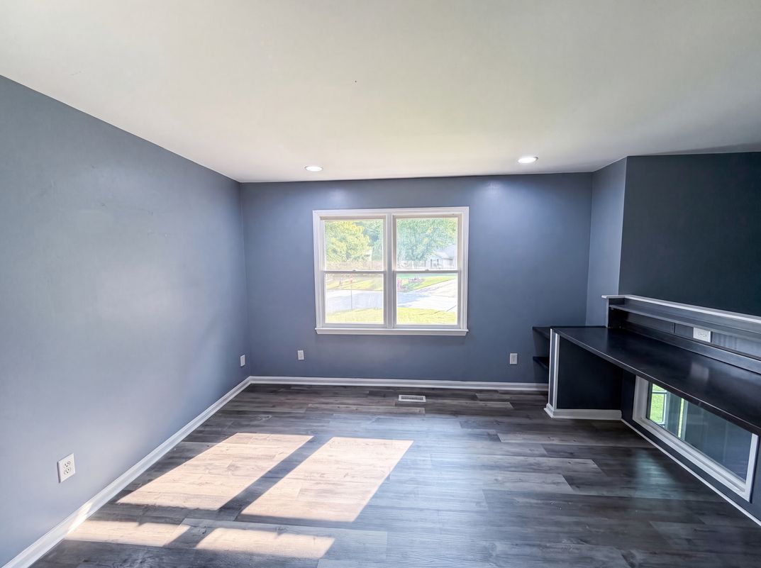 Photo 3 of 18 of 5601 Beaconsfield Rd, Charlotte, NC