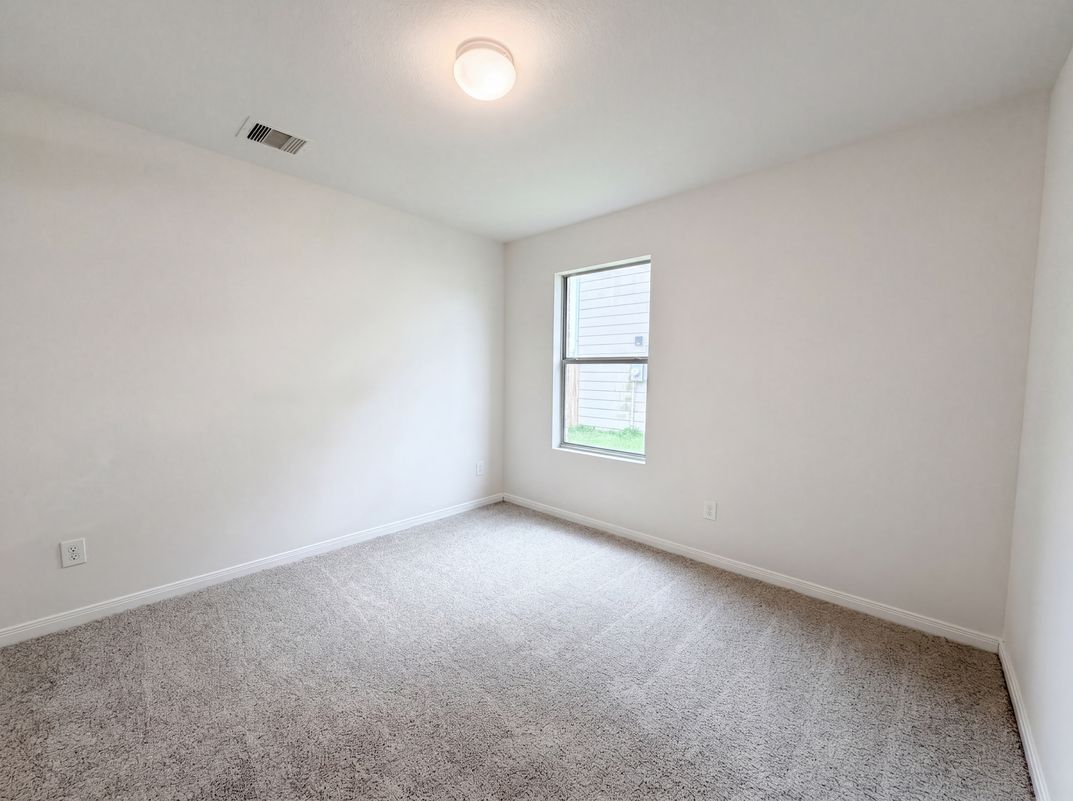Photo 12 of 20 of 847 Canyon Hill Ln, Rosenberg, TX
