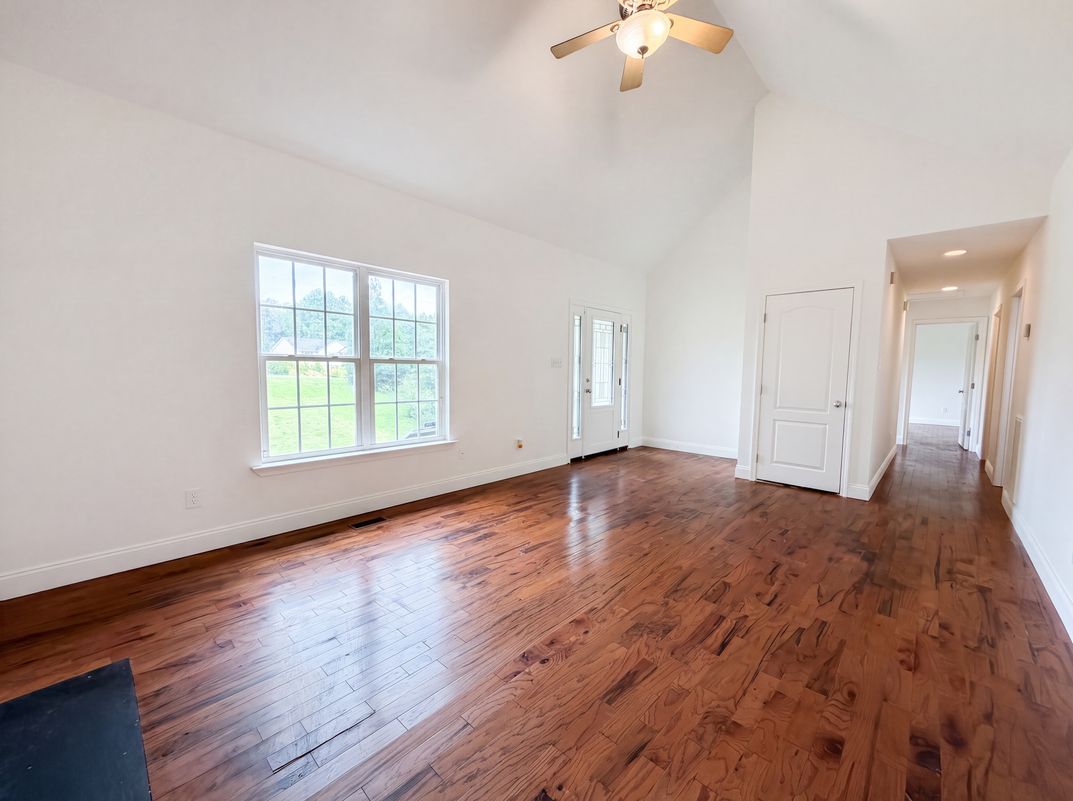 Photo 5 of 22 of 100 Miranda Rd, Warrior, AL