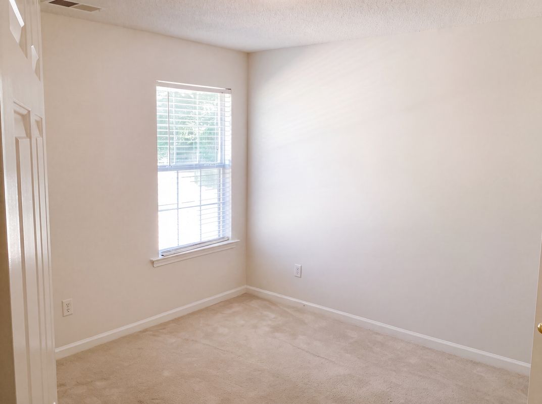 Photo 4 of 27 of 5634 Tulip Grove Dr, Memphis, TN