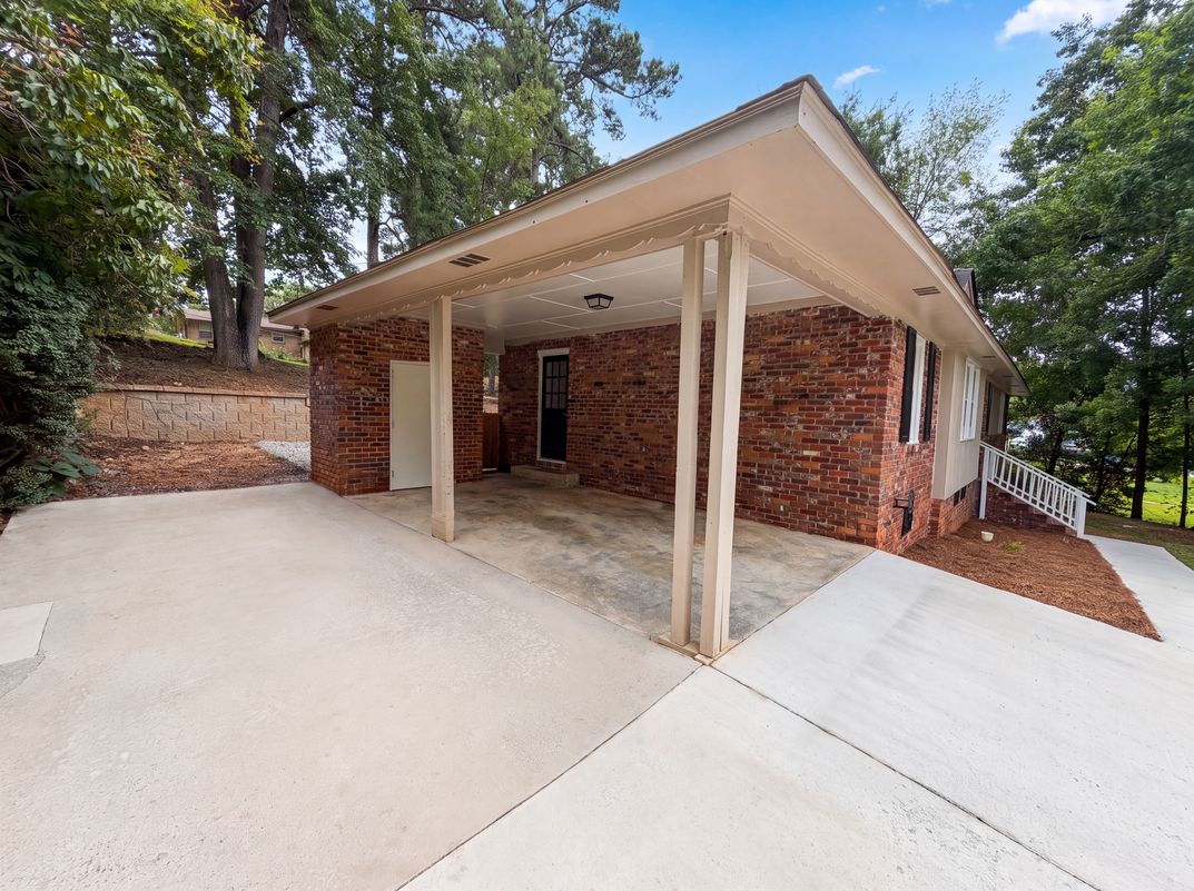 Photo 28 of 29 of 1710 Fairhaven Dr, Columbia, SC