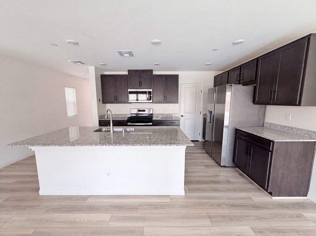 Photo 8 of 56 of 5627 Ridge Run St, Las Vegas, NV