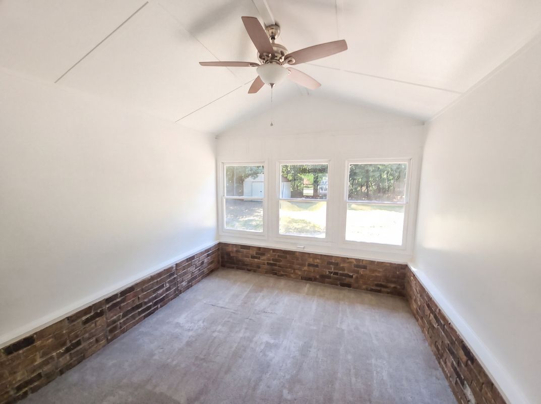 Photo 11 of 27 of 1610 Battery Creek Rd, Beaufort, SC