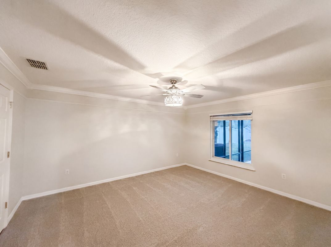Photo 4 of 26 of 3312 White Blossom Ln, Clermont, FL