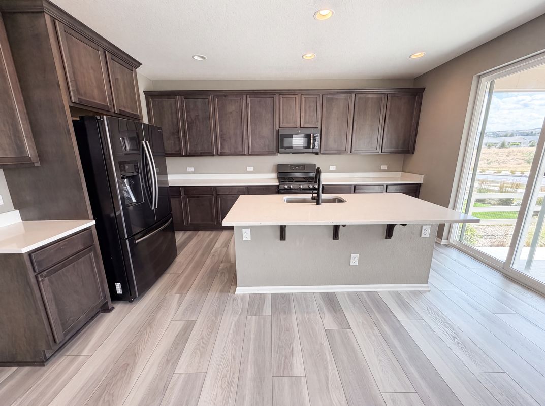 Photo 10 of 39 of 2450 Garganey Dr, Castle Rock, CO