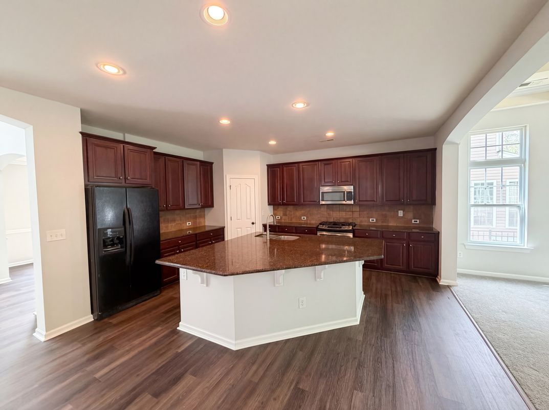 Photo 2 of 27 of 9696 Ravenscroft Ln NW, Concord, NC