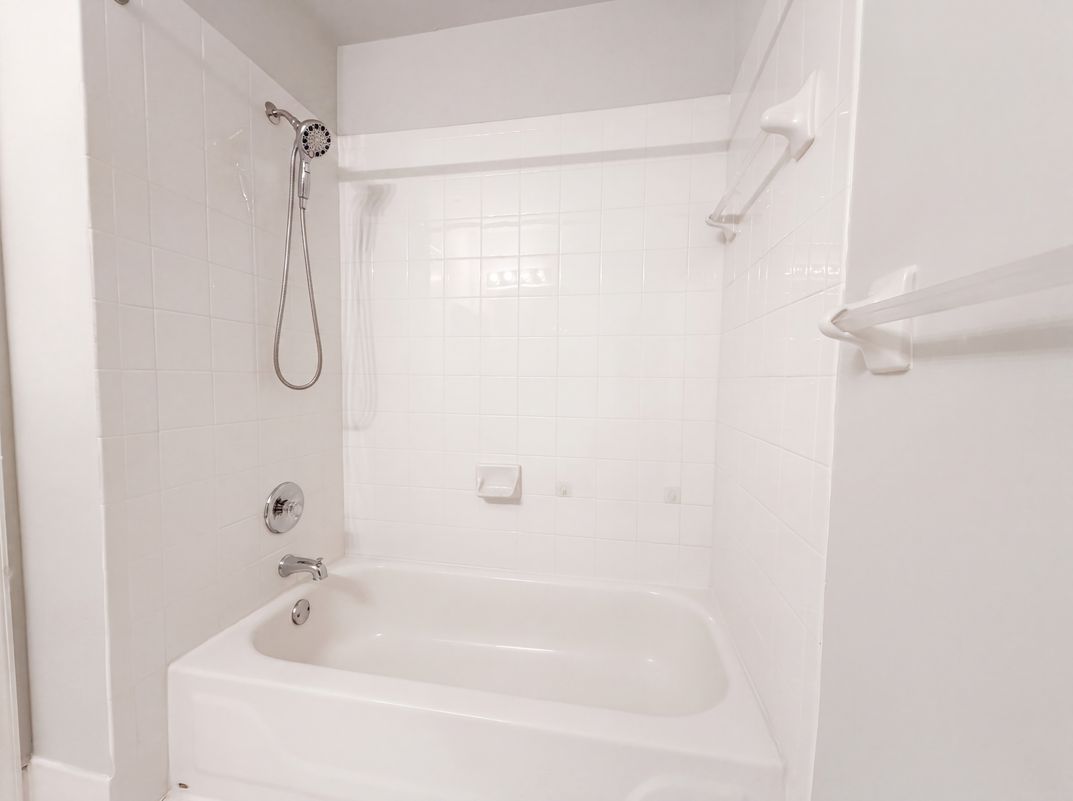Photo 13 of 24 of 1480 SW 47th Ave, Deerfield Beach, FL