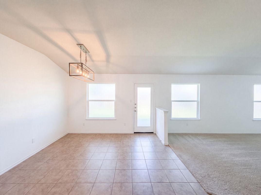 Photo 6 of 18 of 9301 Cricket Dr, Killeen, TX