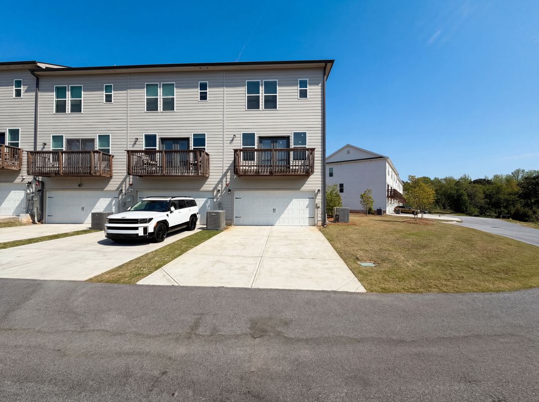 Photo 5 of 28 of 200 Cobalt Dr, Fayetteville, GA