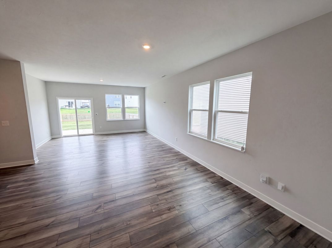 Photo 3 of 29 of 4462 Hovenweep Way, Indianapolis, IN