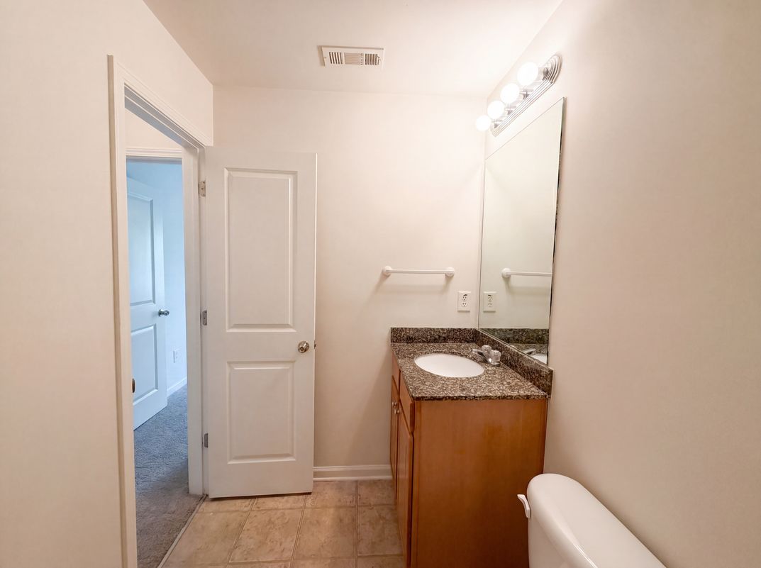 Photo 17 of 32 of 471 Tufton Trl SE, Atlanta, GA