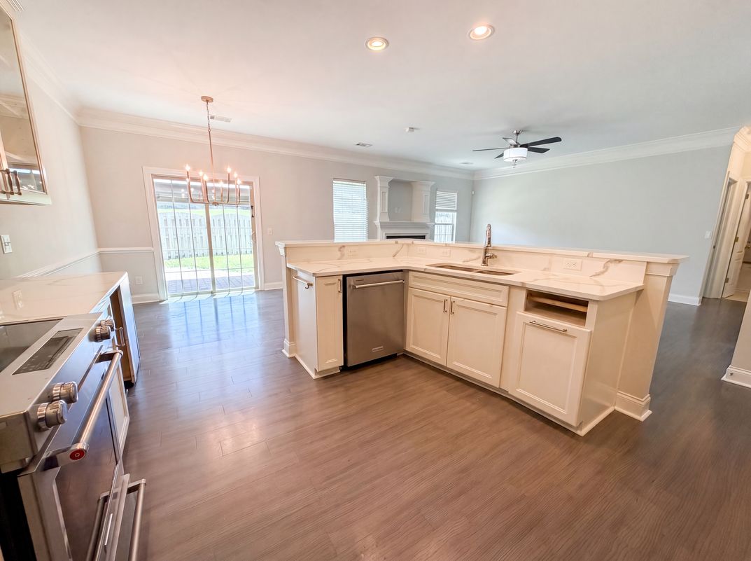 Photo 8 of 26 of 301 Cypresshill Ct, Simpsonville, SC