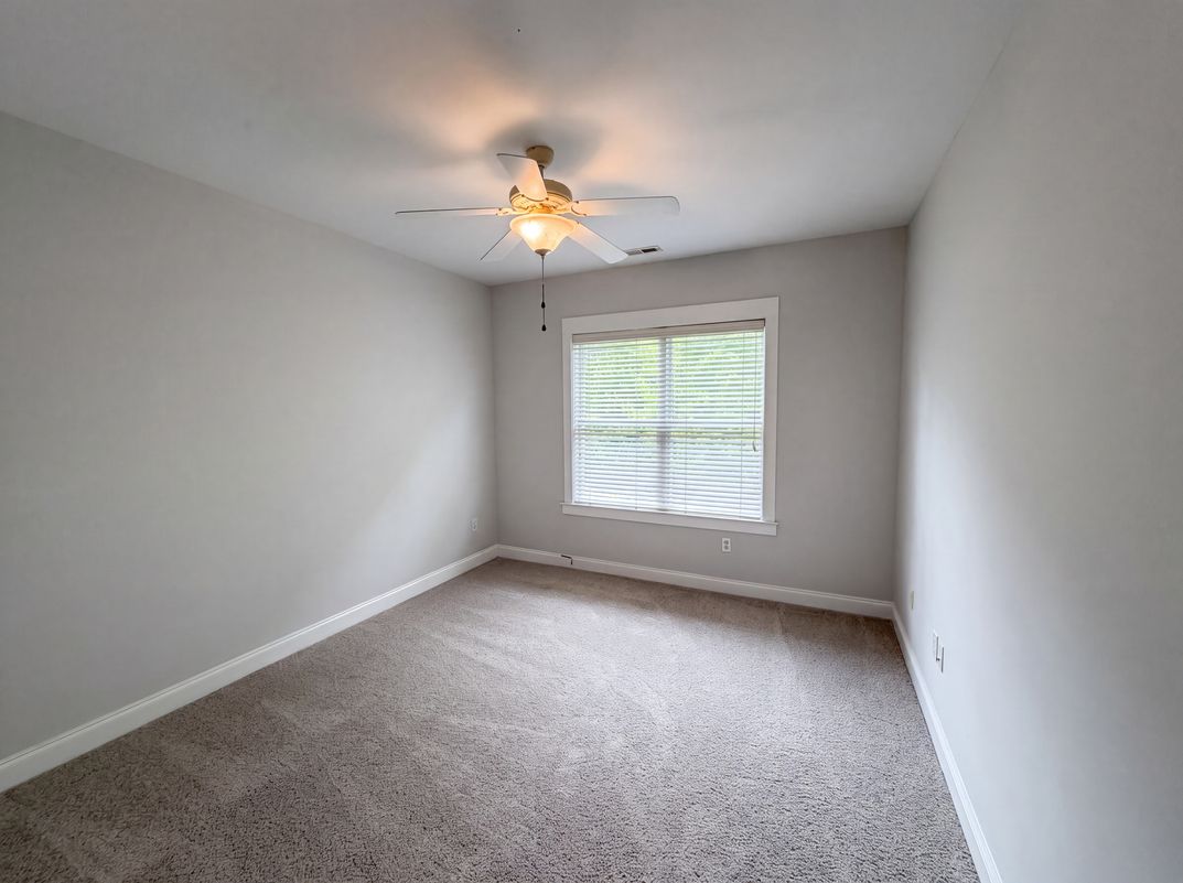 Photo 8 of 21 of 10801 Cokesbury Ln, Raleigh, NC