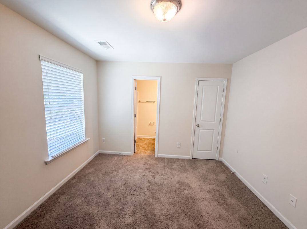 Photo 10 of 20 of 857 Forest Park Rd, Columbia, SC