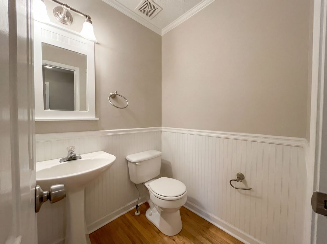 Photo 16 of 35 of 2859 Savannah Walk Ln, Suwanee, GA