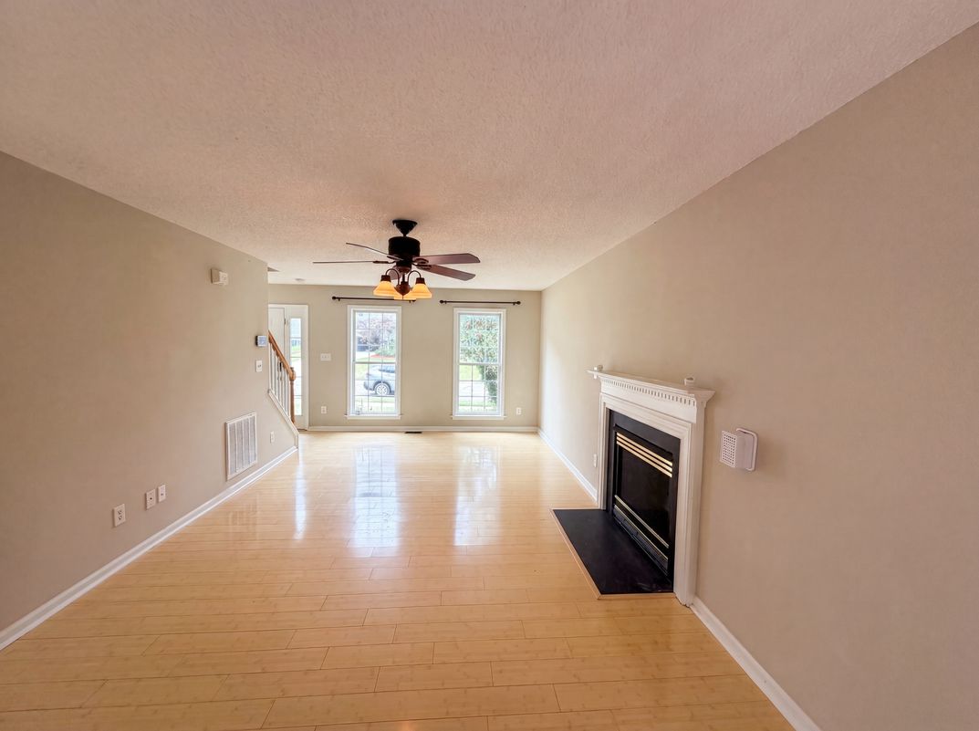 Photo 6 of 21 of 128 Morena Dr, Holly Springs, NC