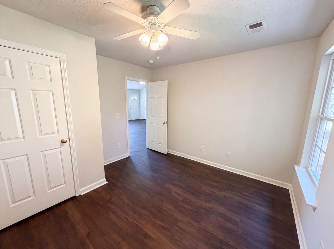 Photo 12 of 16 of 347 Bright Wick Ct, Boiling Springs, SC