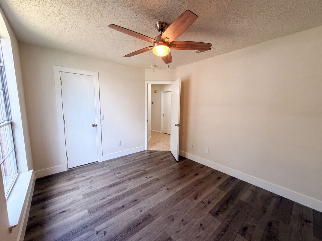 Photo 7 of 16 of 405 Kathy Ln, Wylie, TX