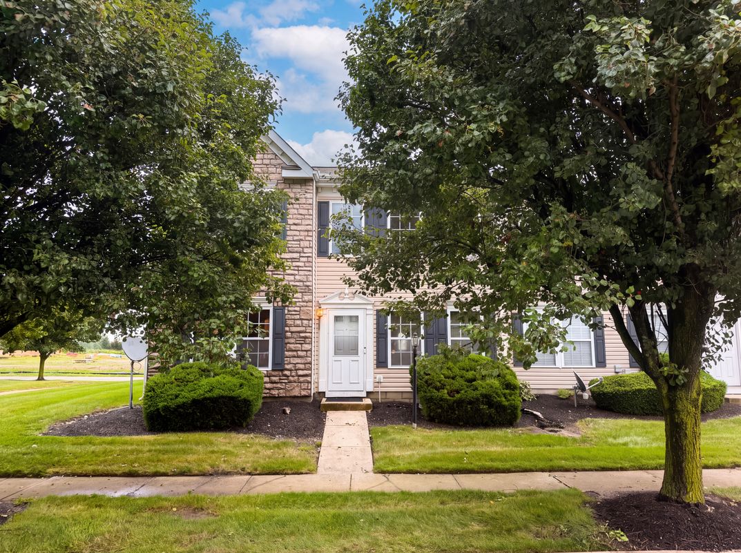 Photo 38 of 40 of 4186 Coble Bowman Way, Canal Winchester, OH